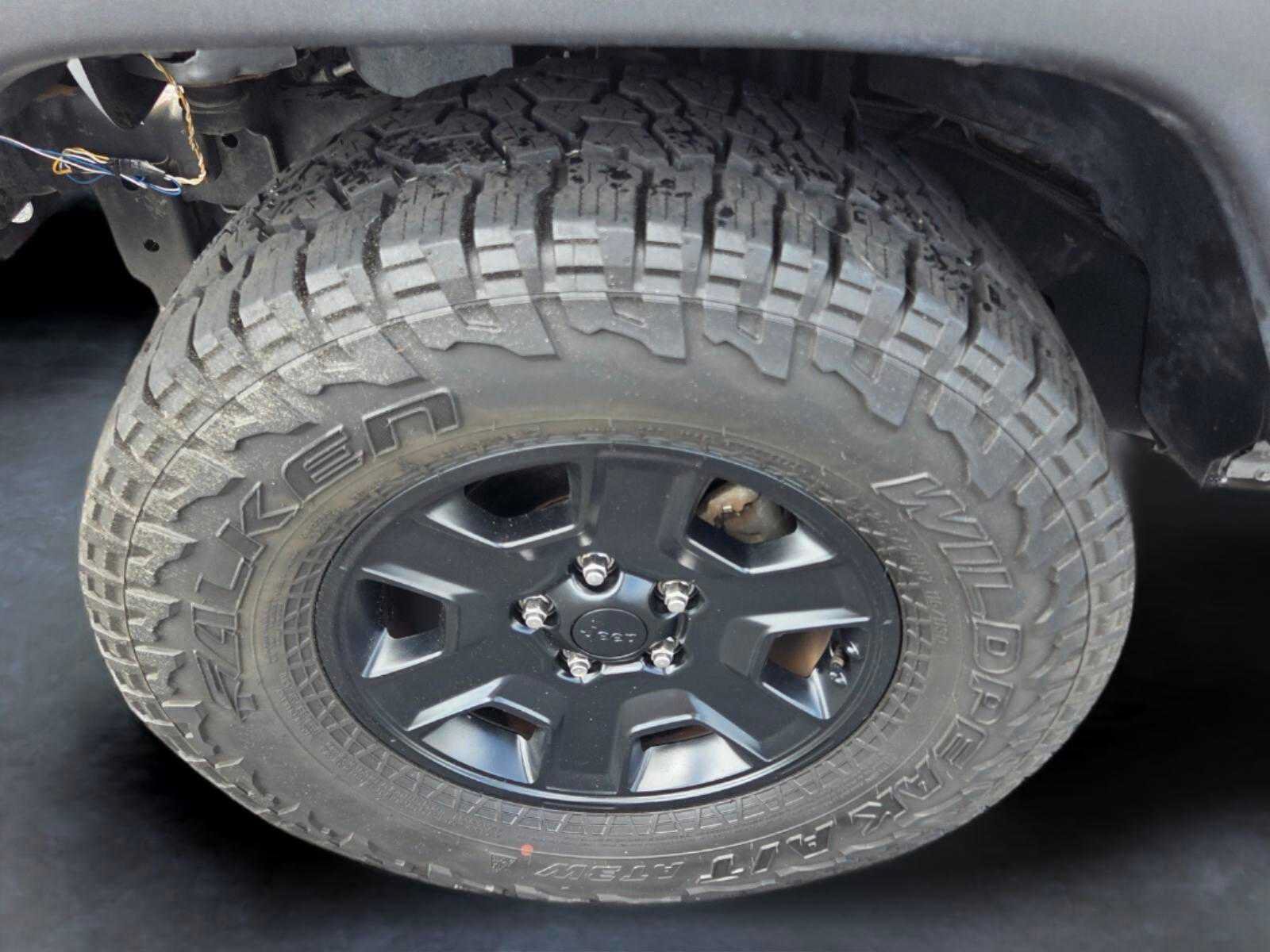 Used 2016 Jeep Wrangler Unlimited Sport w/ Quick Order Package 24S AWD/4WD image 9