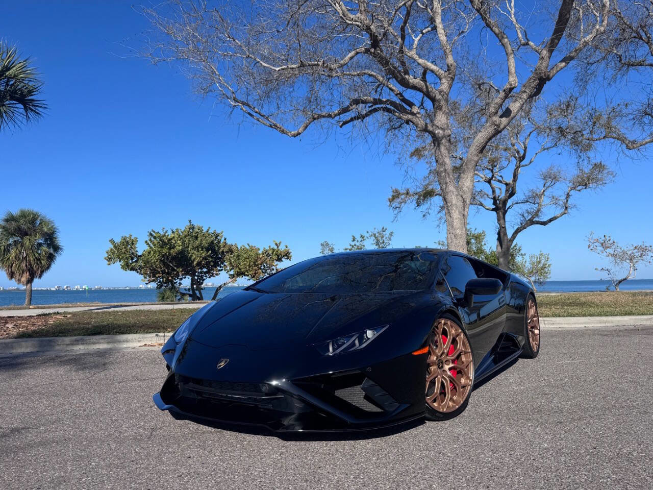 Used 2022 Lamborghini Huracan EVO image 7