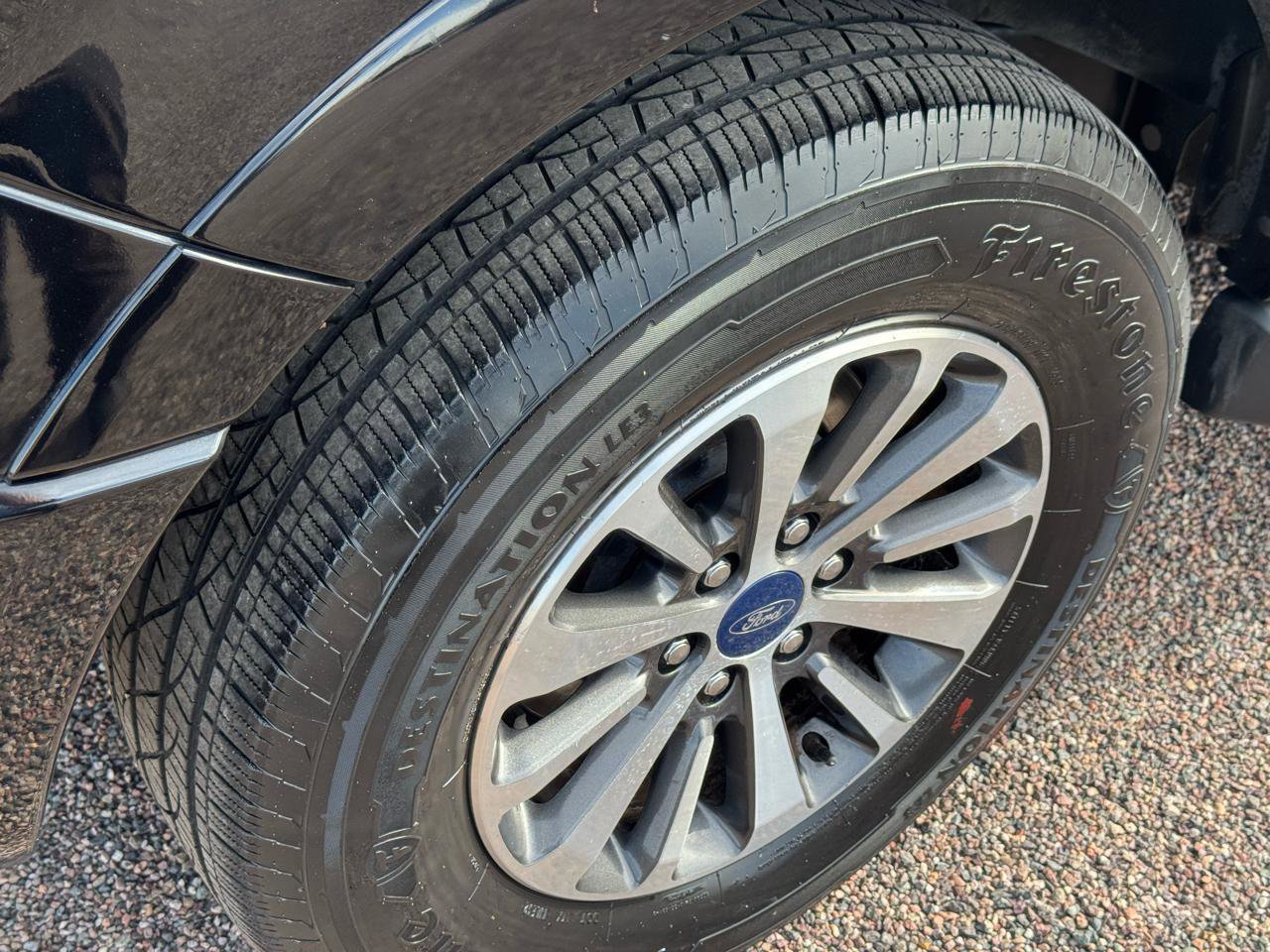 Used 2016 Ford Expedition EL XLT image 19