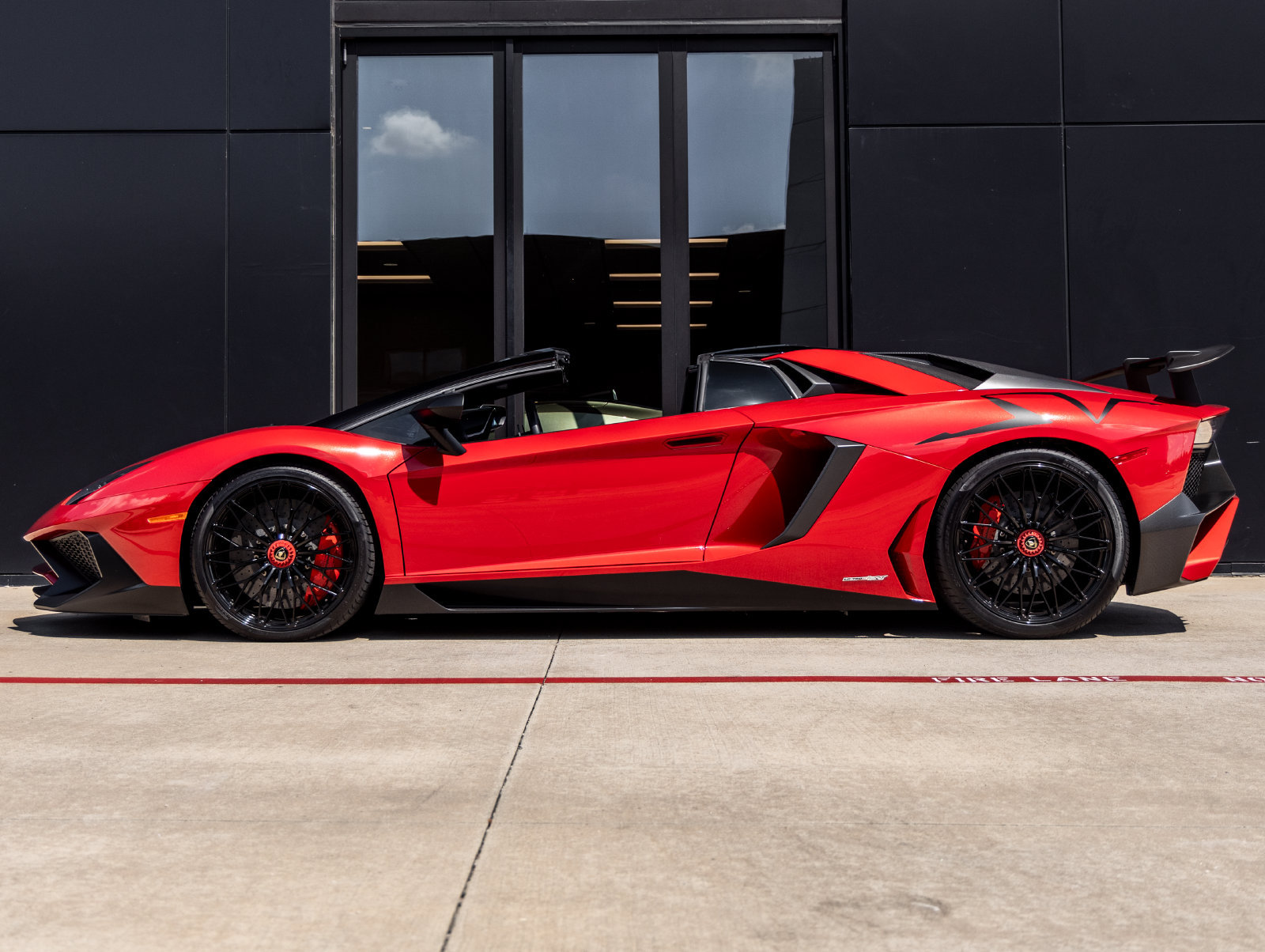 Used 2017 Lamborghini Aventador LP 750-4 Superveloce AWD/4WD image 10