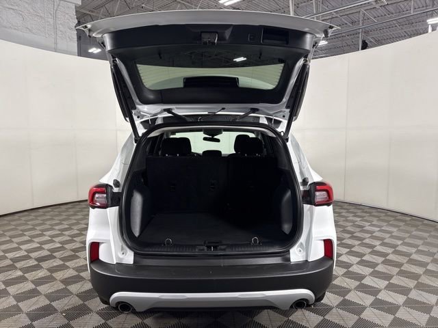 Used 2023 Ford Escape Active image 9