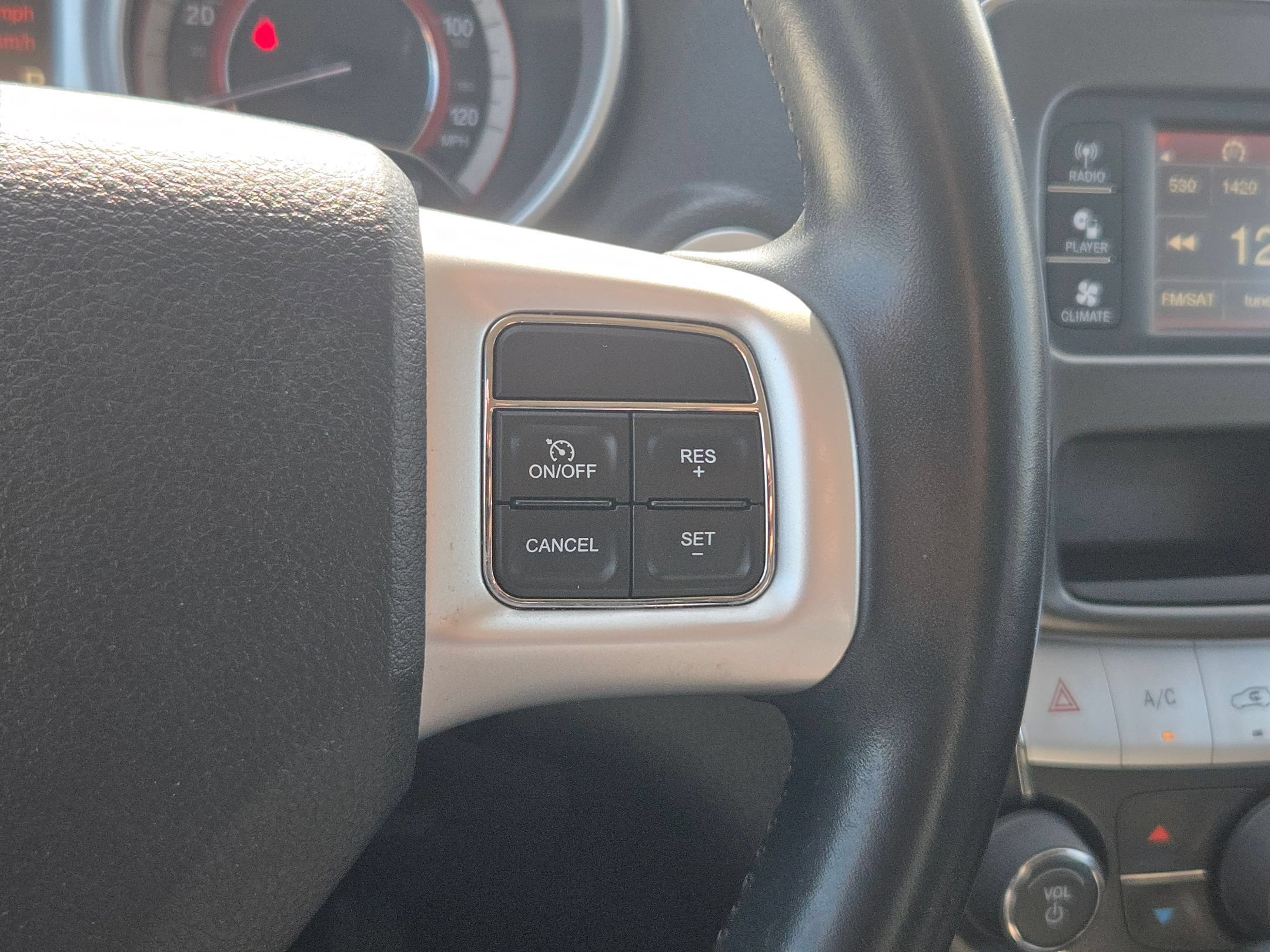 Used 2020 Dodge Journey SE w/ SE Popular Equipment Group FWD image 20
