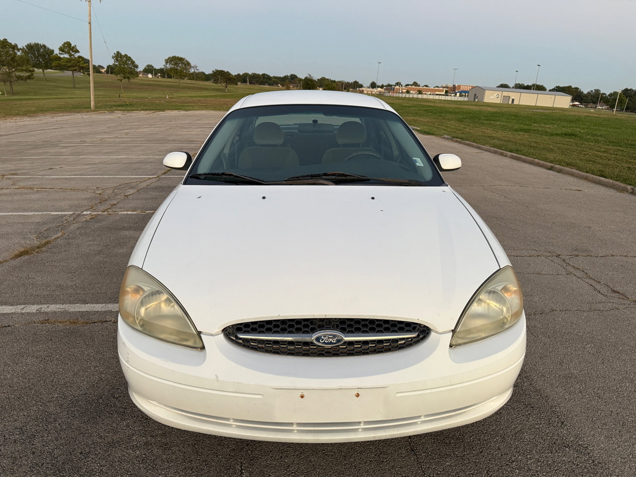 Used 2002 Ford Taurus SE image 7