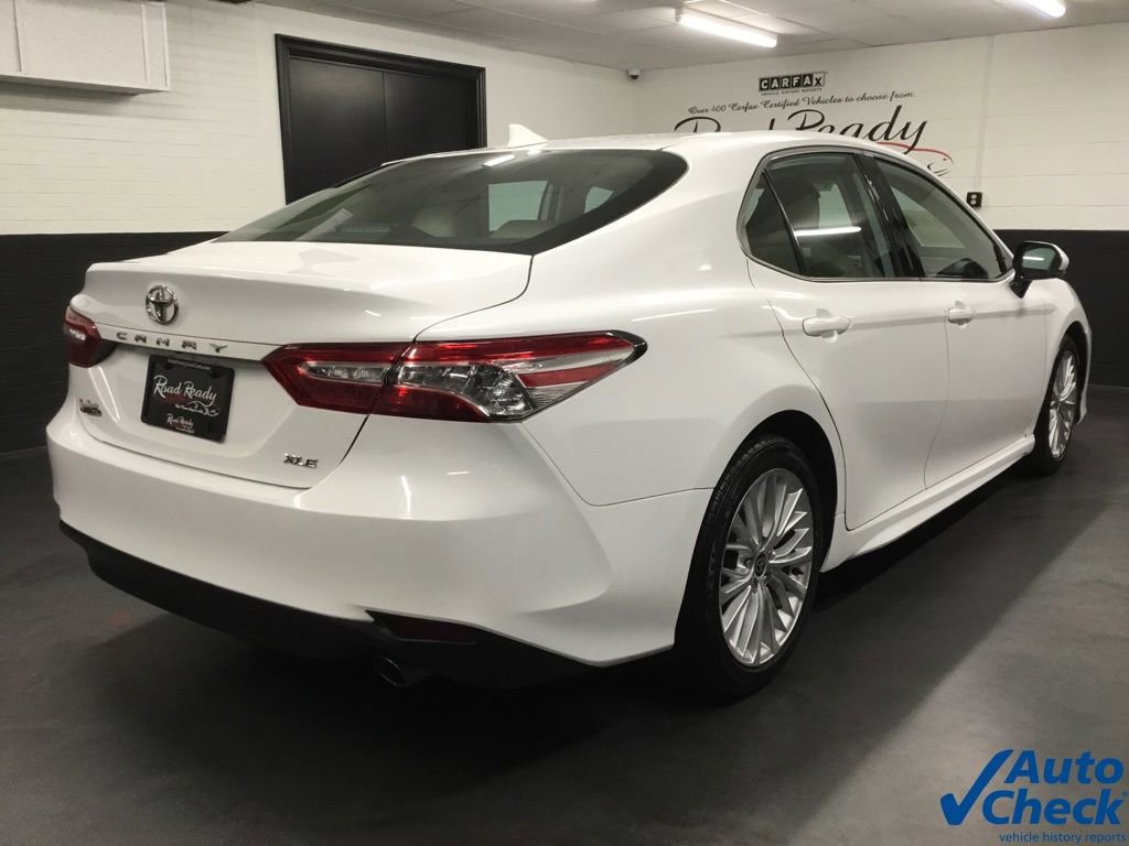 Used 2020 Toyota Camry XLE image 10
