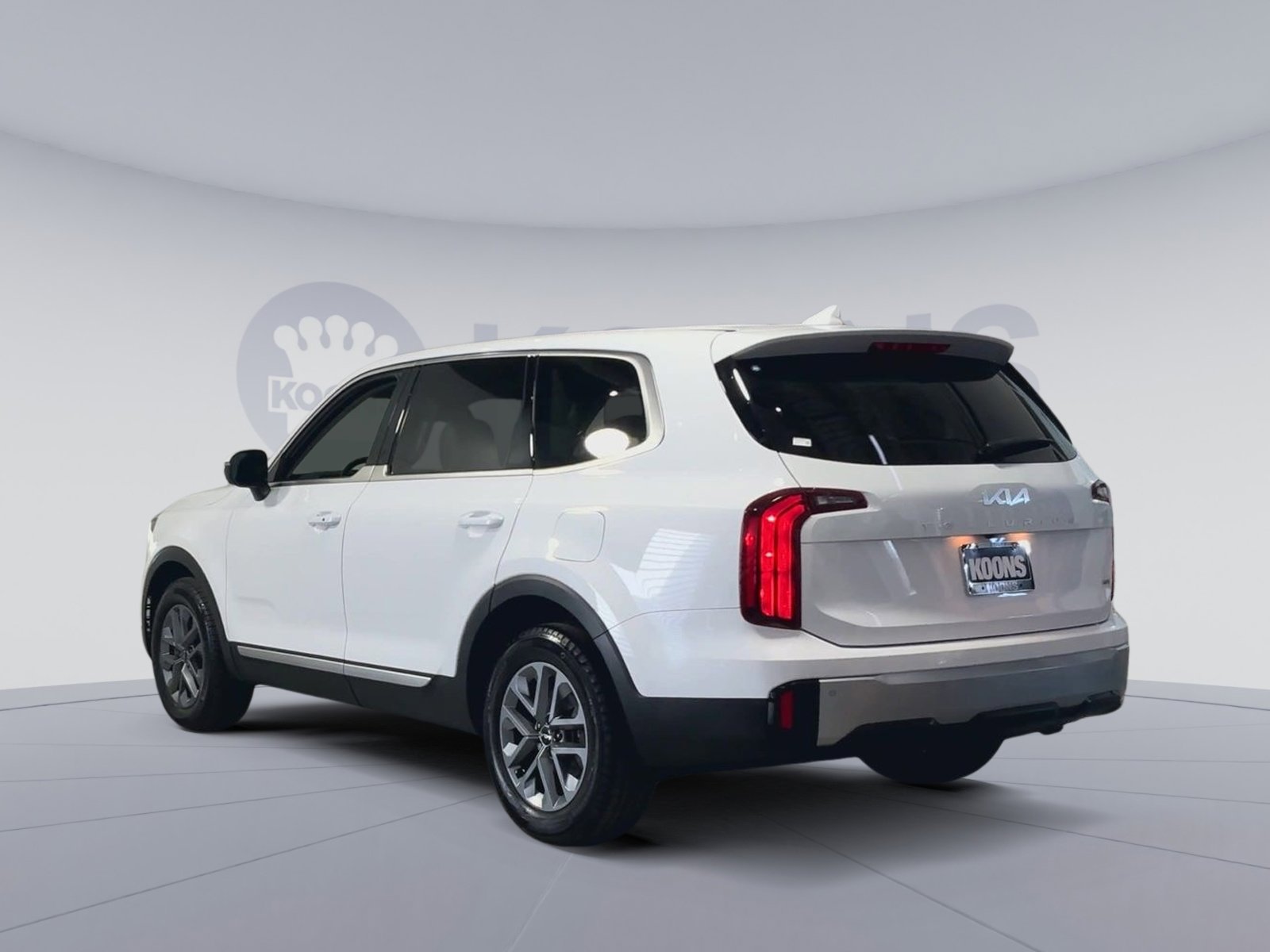 Used 2024 Kia Telluride LX image 8