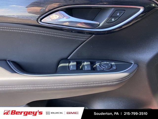 Used 2023 Buick Envision Preferred FWD image 27