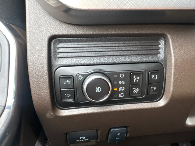 New 2025 Ford F250 King Ranch w/ Chrome Package image 23