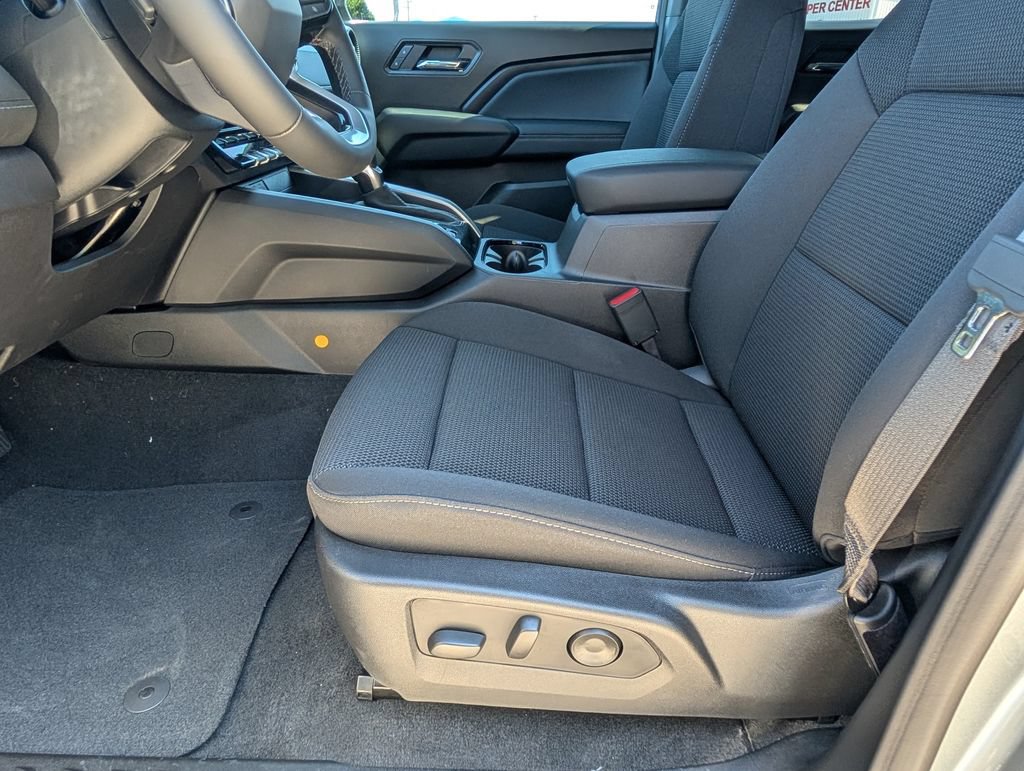 Certified 2026 Chevrolet Colorado LT w/ Advanced Trailering Package RWD image 9