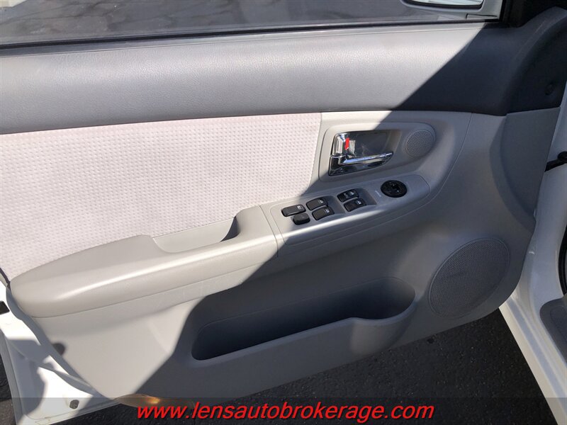 Used 2007 Kia Spectra EX FWD image 9