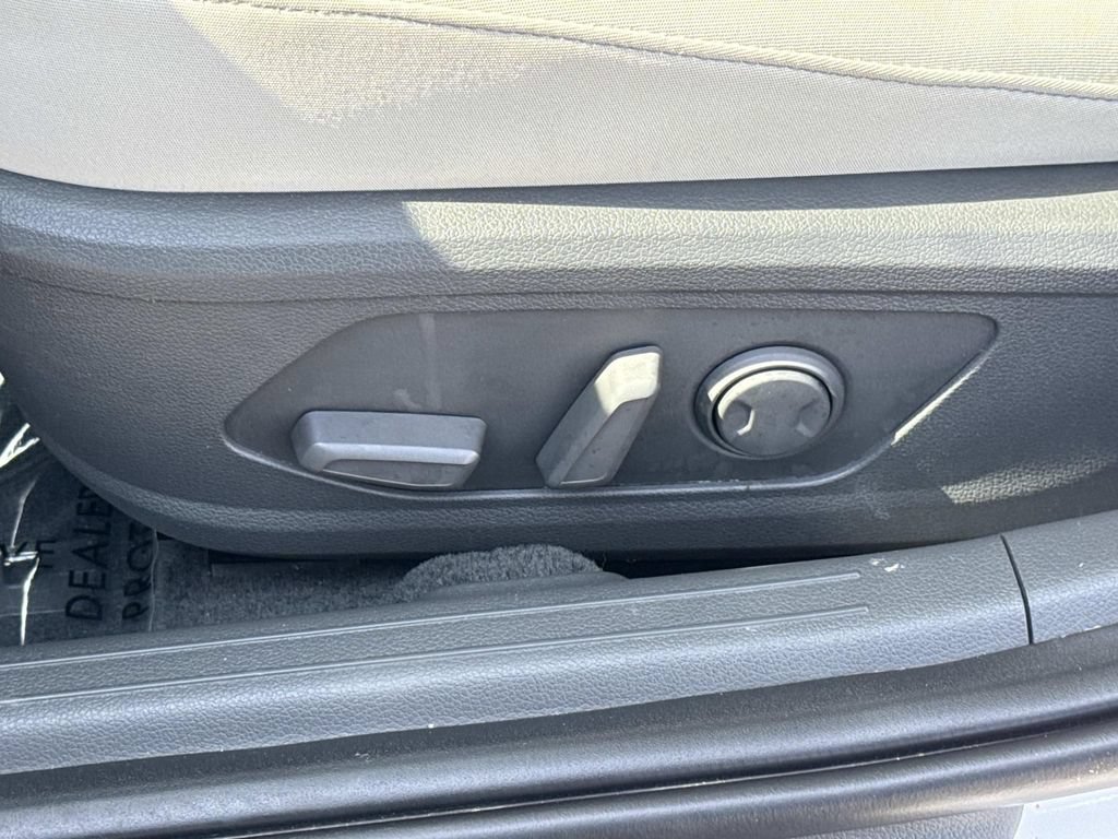 Used 2023 Hyundai Sonata SEL FWD image 16