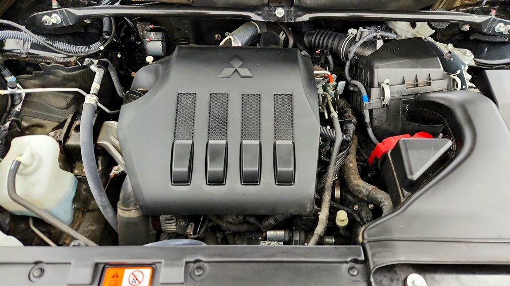 Used 2022 Mitsubishi Eclipse Cross SE image 28