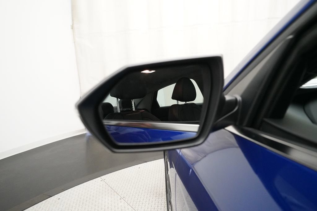 Used 2025 Hyundai Elantra Limited image 24