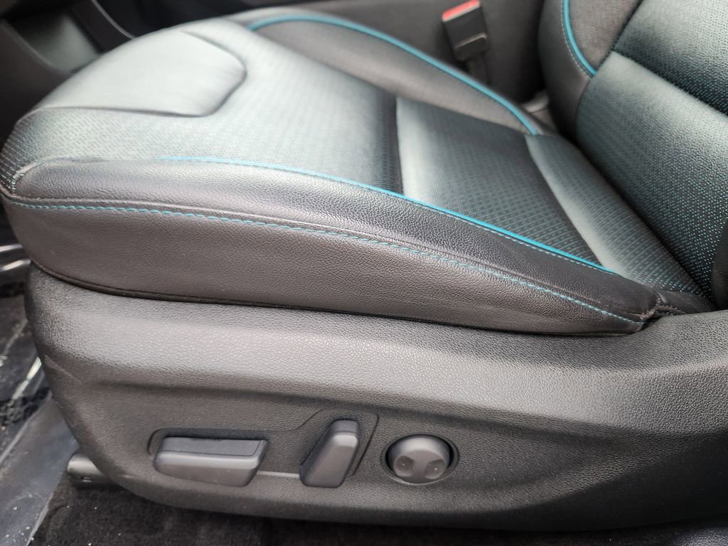 Certified 2022 Kia Niro EX Premium w/ Cold Weather Package FWD image 10