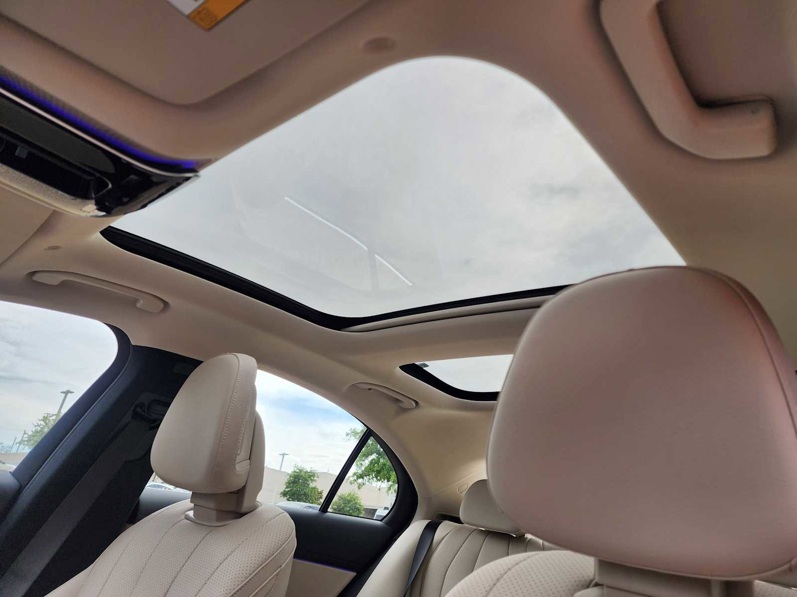 New 2025 Mercedes-Benz E 350 Sedan image 5