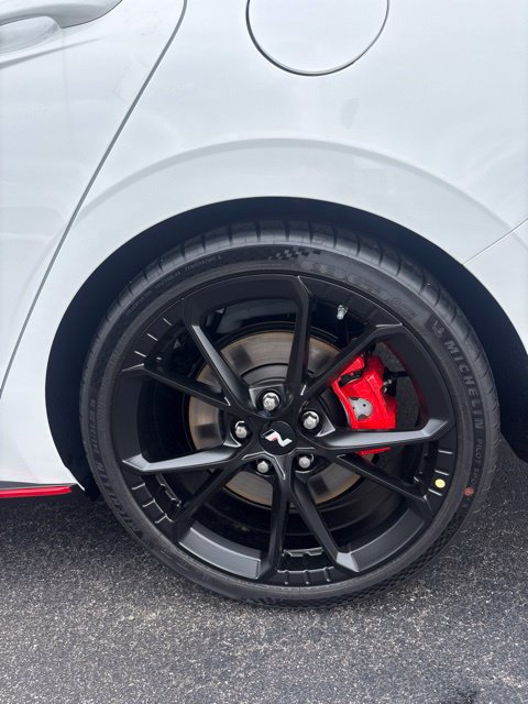 New 2026 Hyundai Elantra N FWD image 24