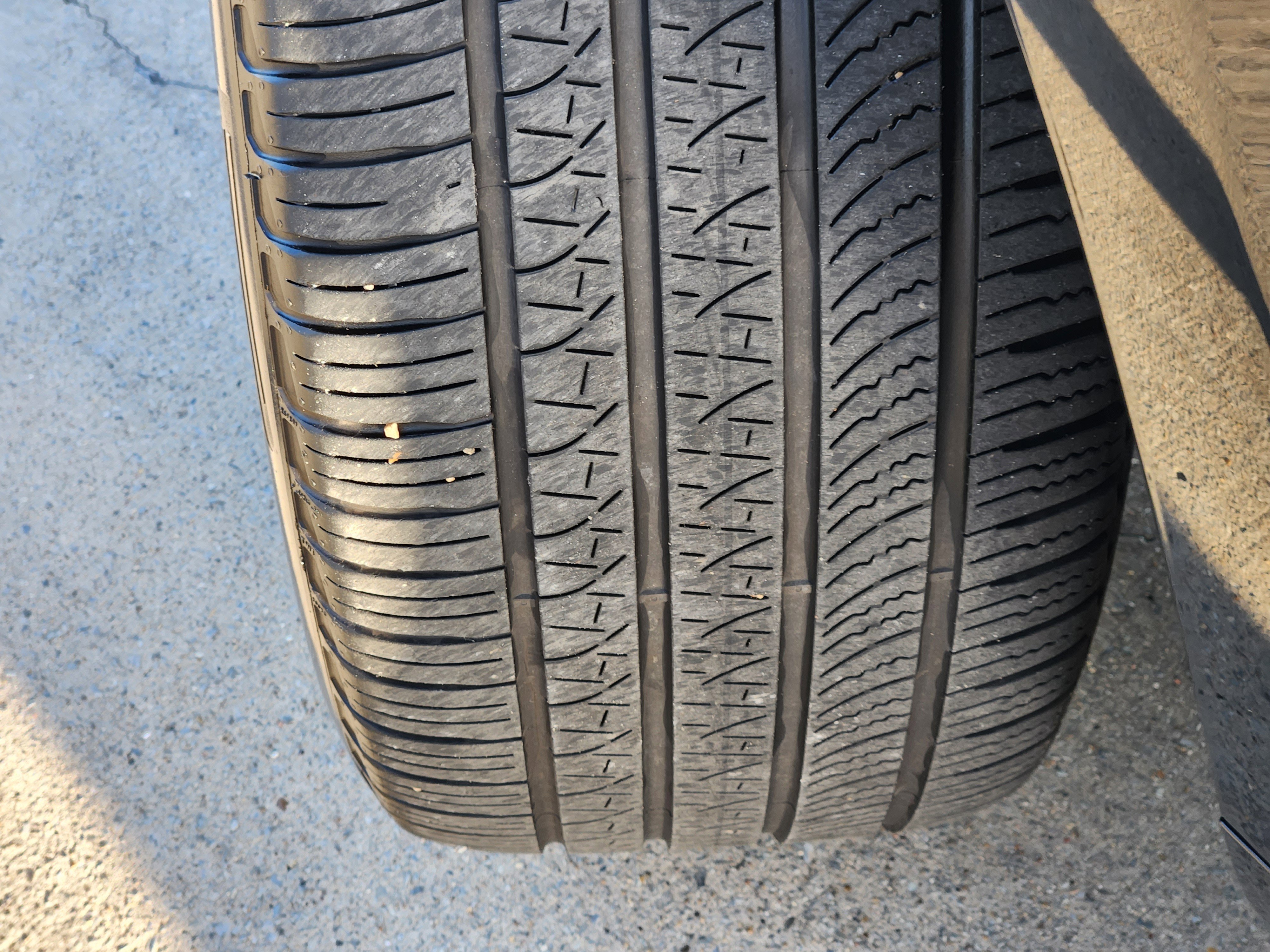 Certified 2024 Land Rover Range Rover Long Wheelbase Autobiography image 12