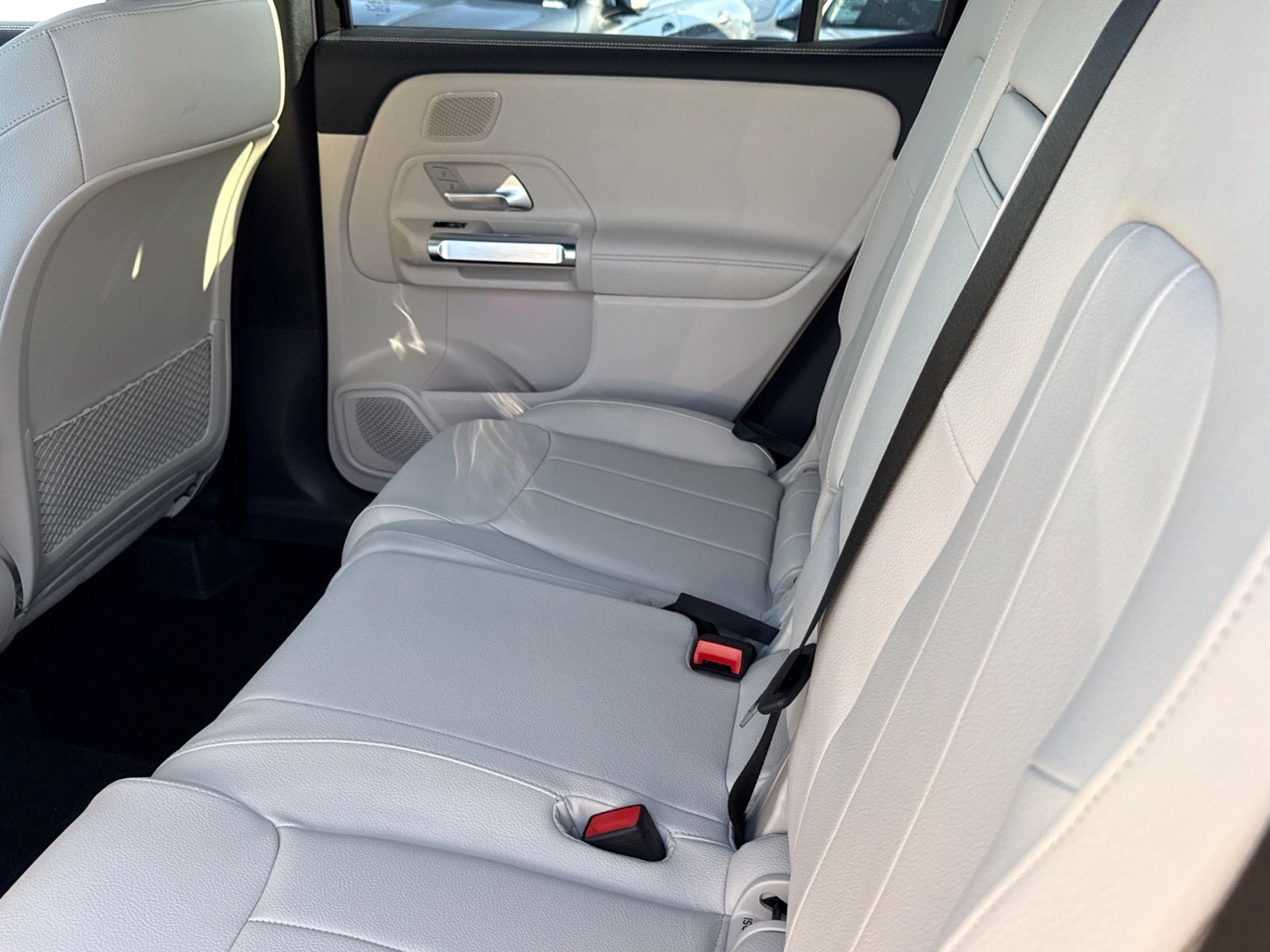 New 2026 Mercedes-Benz GLB 250 4MATIC image 28
