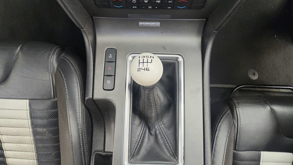 Used 2013 Ford Mustang Shelby GT500 RWD image 27