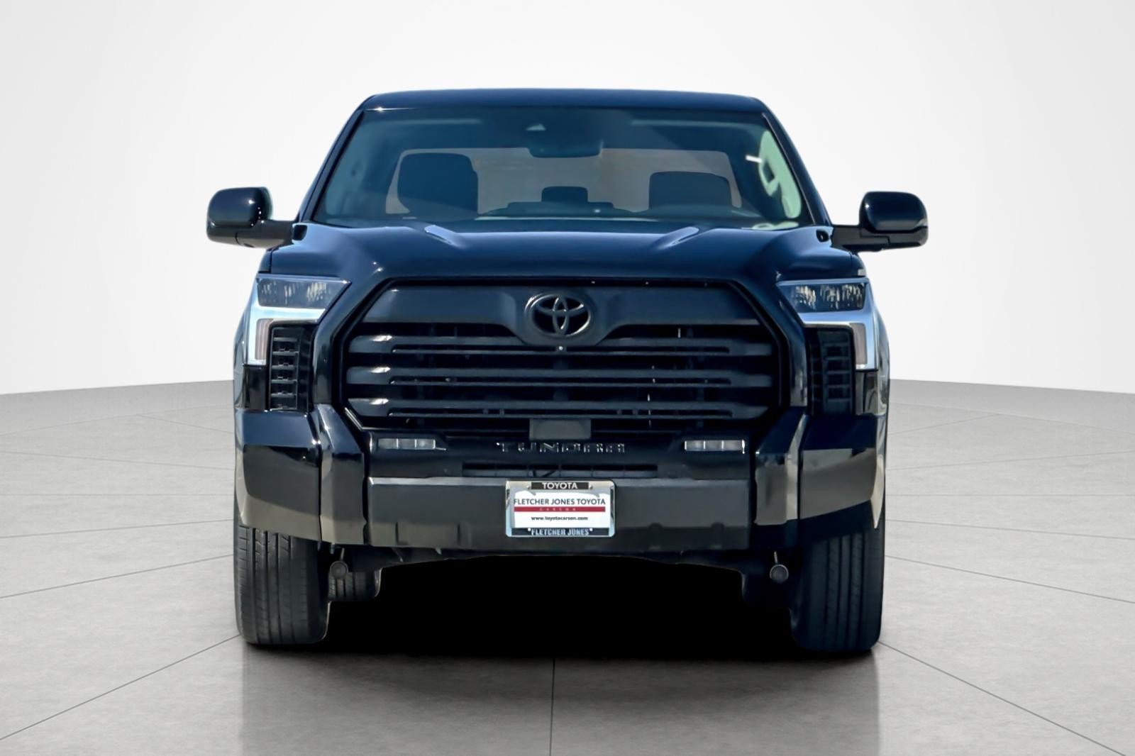 Used 2024 Toyota Tundra Limited AWD/4WD image 8