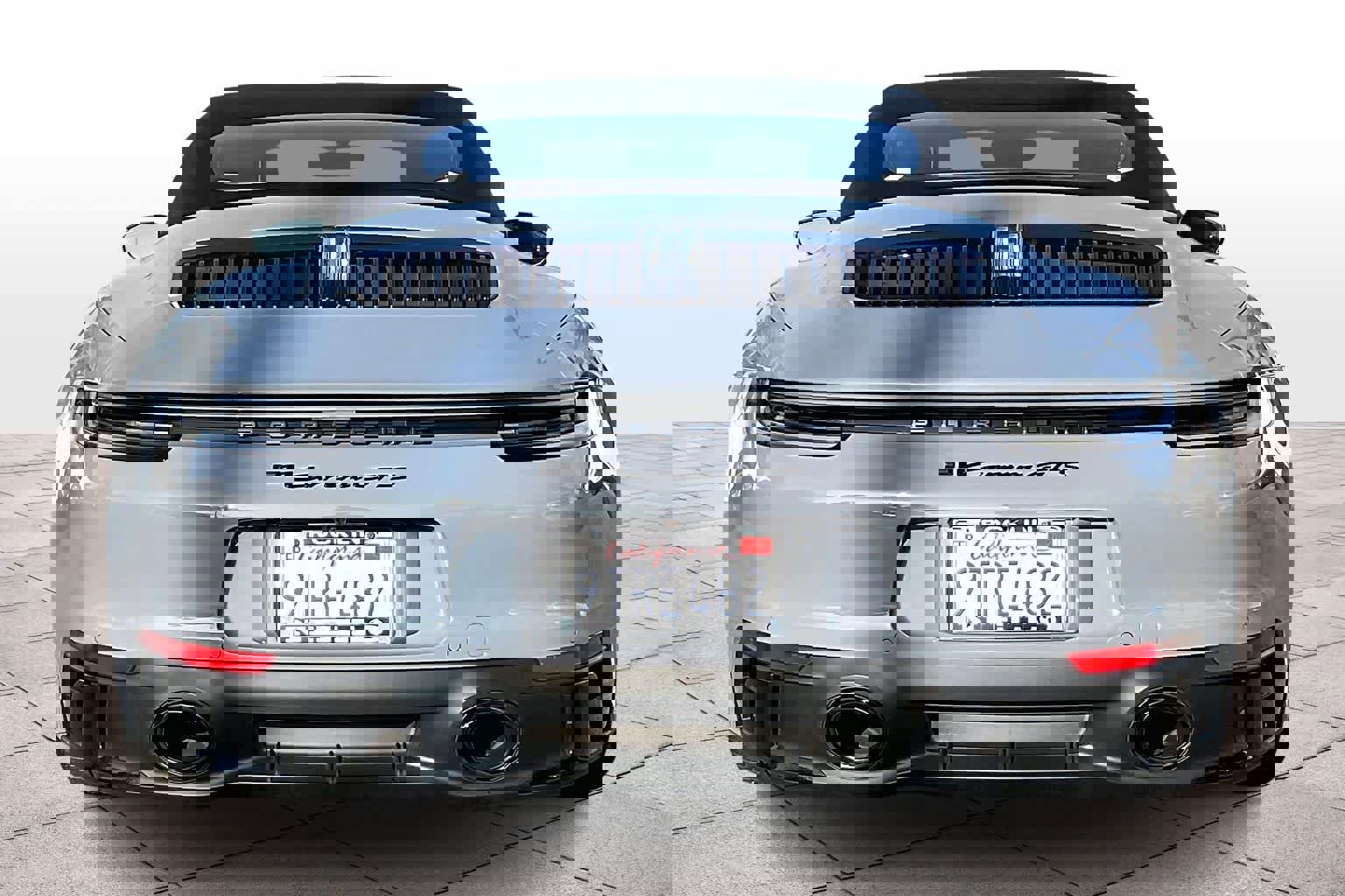 Used 2023 Porsche 911 Carrera GTS w/ Premium Package image 6