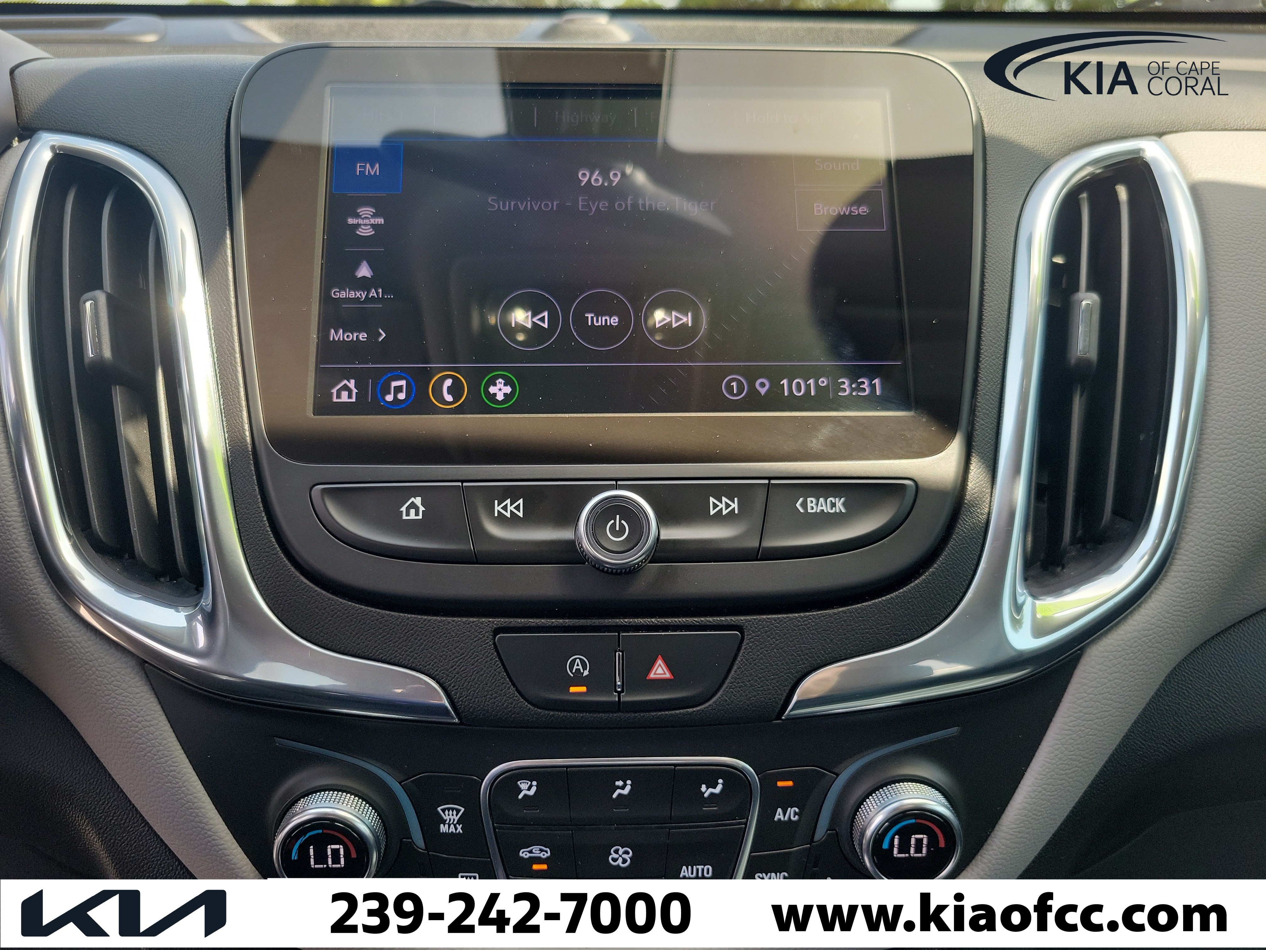 Used 2023 Chevrolet Equinox LT AWD/4WD image 27