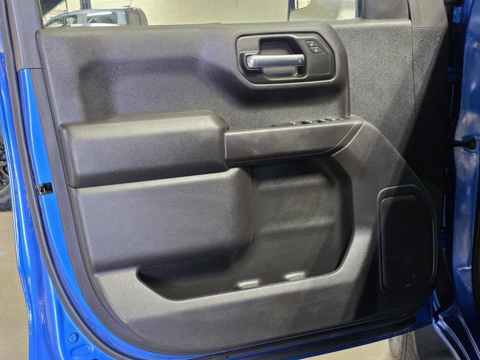 Used 2024 Chevrolet Silverado 1500 Custom Trail Boss w/ LPO, Dark Essentials Package AWD/4WD image 22