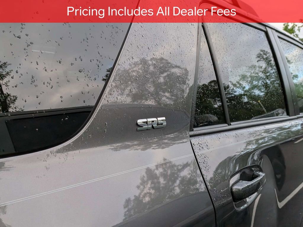 Used 2020 Toyota 4Runner SR5 Premium w/ Moonroof Package AWD/4WD image 8