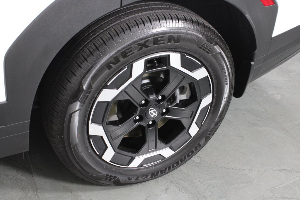 Certified 2026 Hyundai Santa Fe SEL FWD image 15
