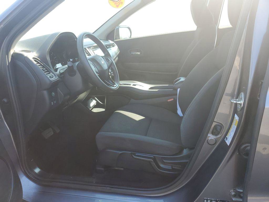 Used 2021 Honda HR-V LX image 8