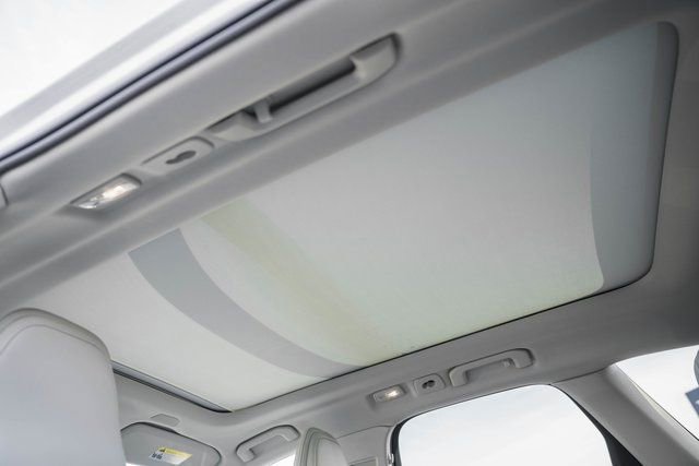 New 2026 Volvo XC60 B5 Ultra w/ Protection Package Premier image 33