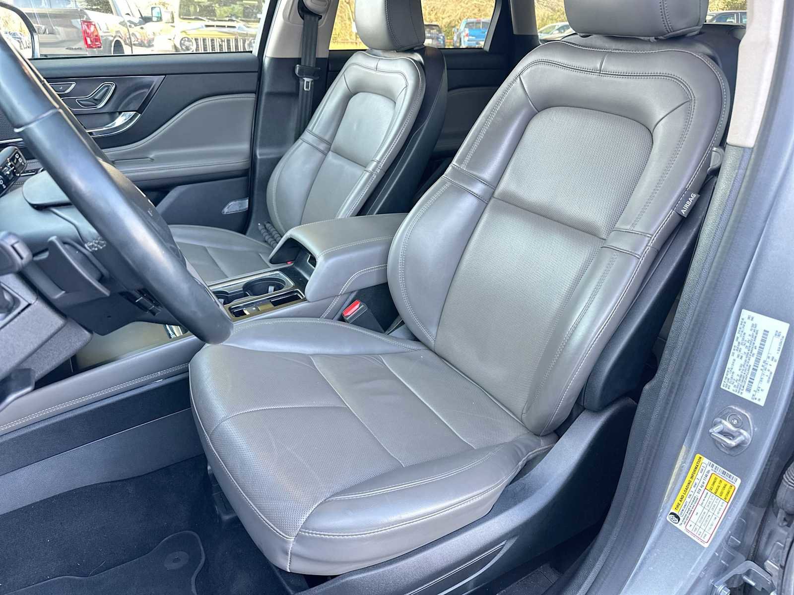 Used 2023 Lincoln Corsair Reserve image 17