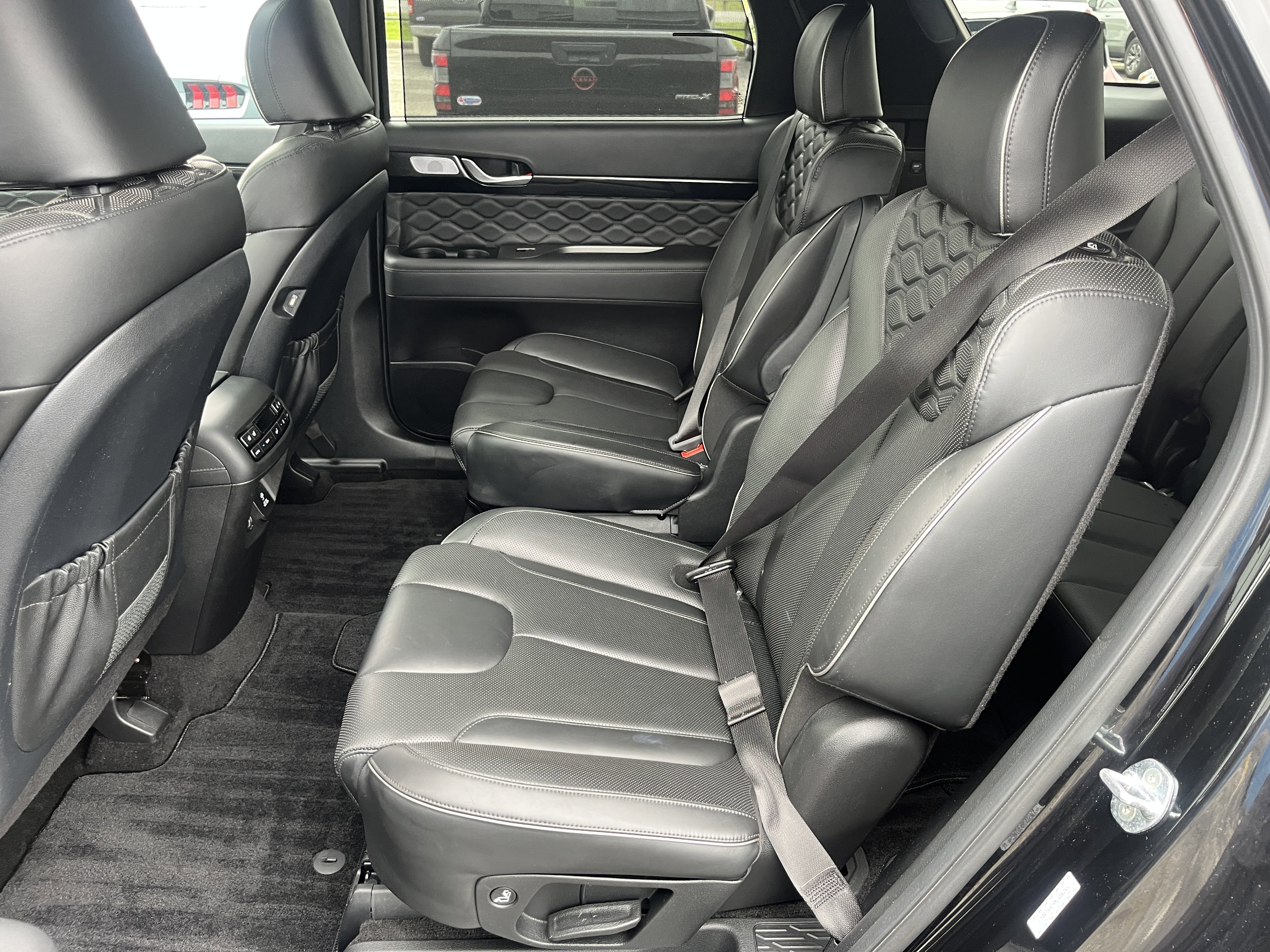 Used 2022 Hyundai Palisade Calligraphy w/ Cargo Package FWD image 35