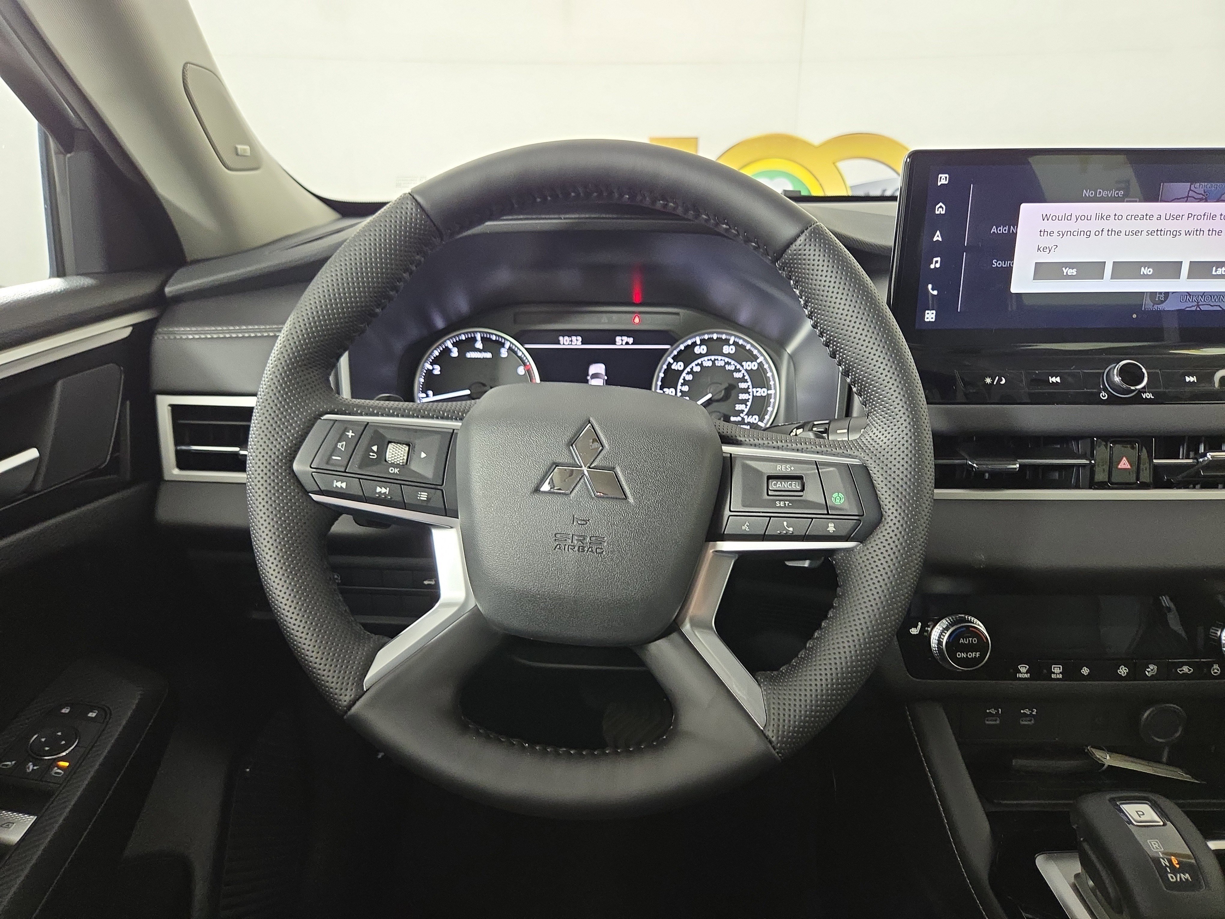 New 2026 Mitsubishi Outlander SE image 14