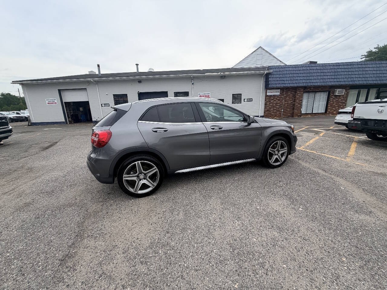 Used 2015 Mercedes-Benz GLA 250 4MATIC image 25