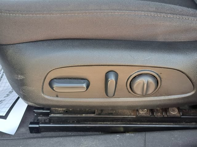 Used 2024 Chevrolet Malibu LT FWD image 12