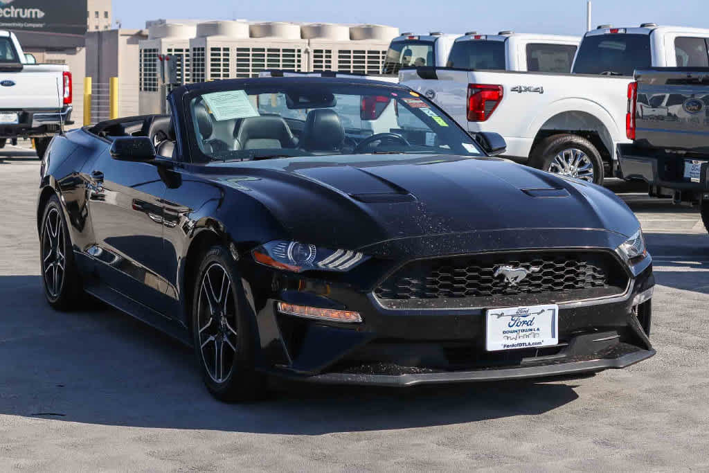 Certified 2022 Ford Mustang Premium RWD image 5