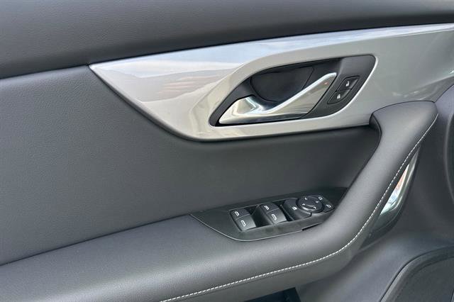 New 2026 Chevrolet Blazer LT image 11