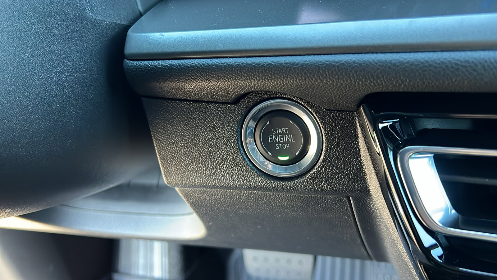 New 2026 Chevrolet Traverse LT w/ Driver Confidence Package image 25