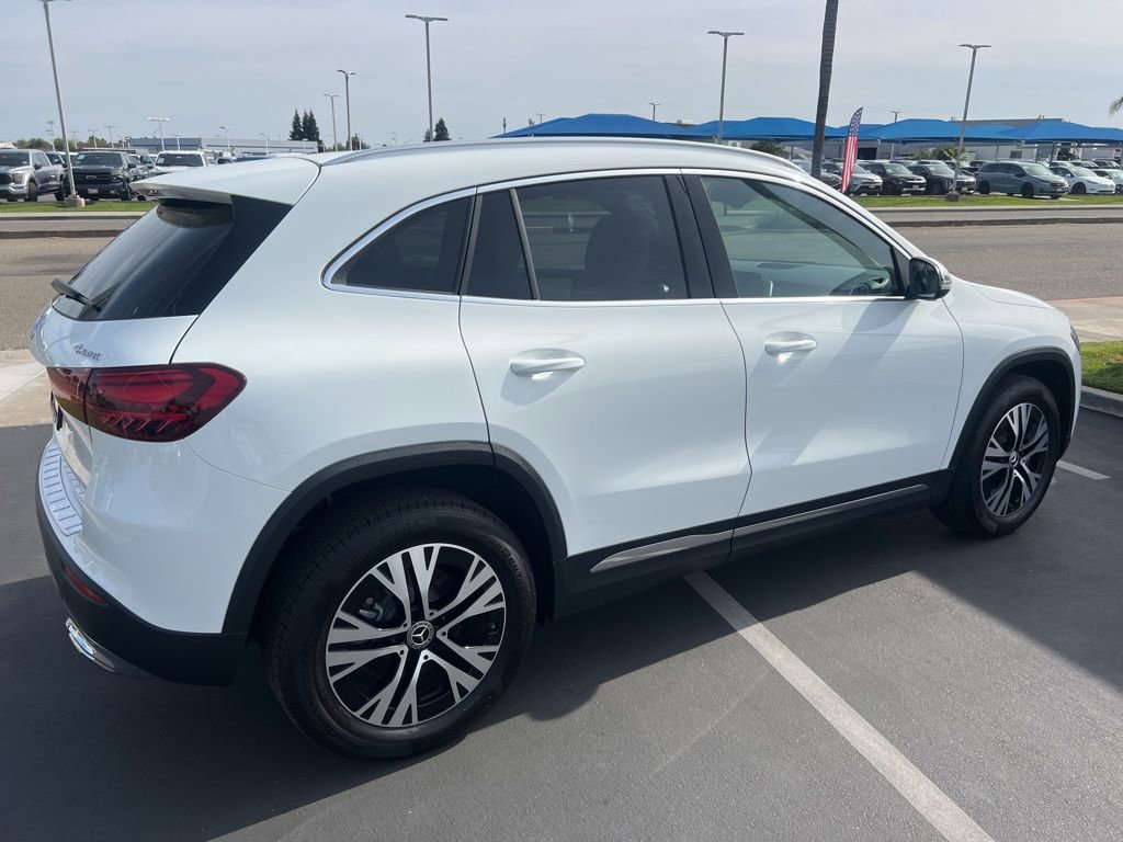 Used 2025 Mercedes-Benz GLA 250 4MATIC image 17