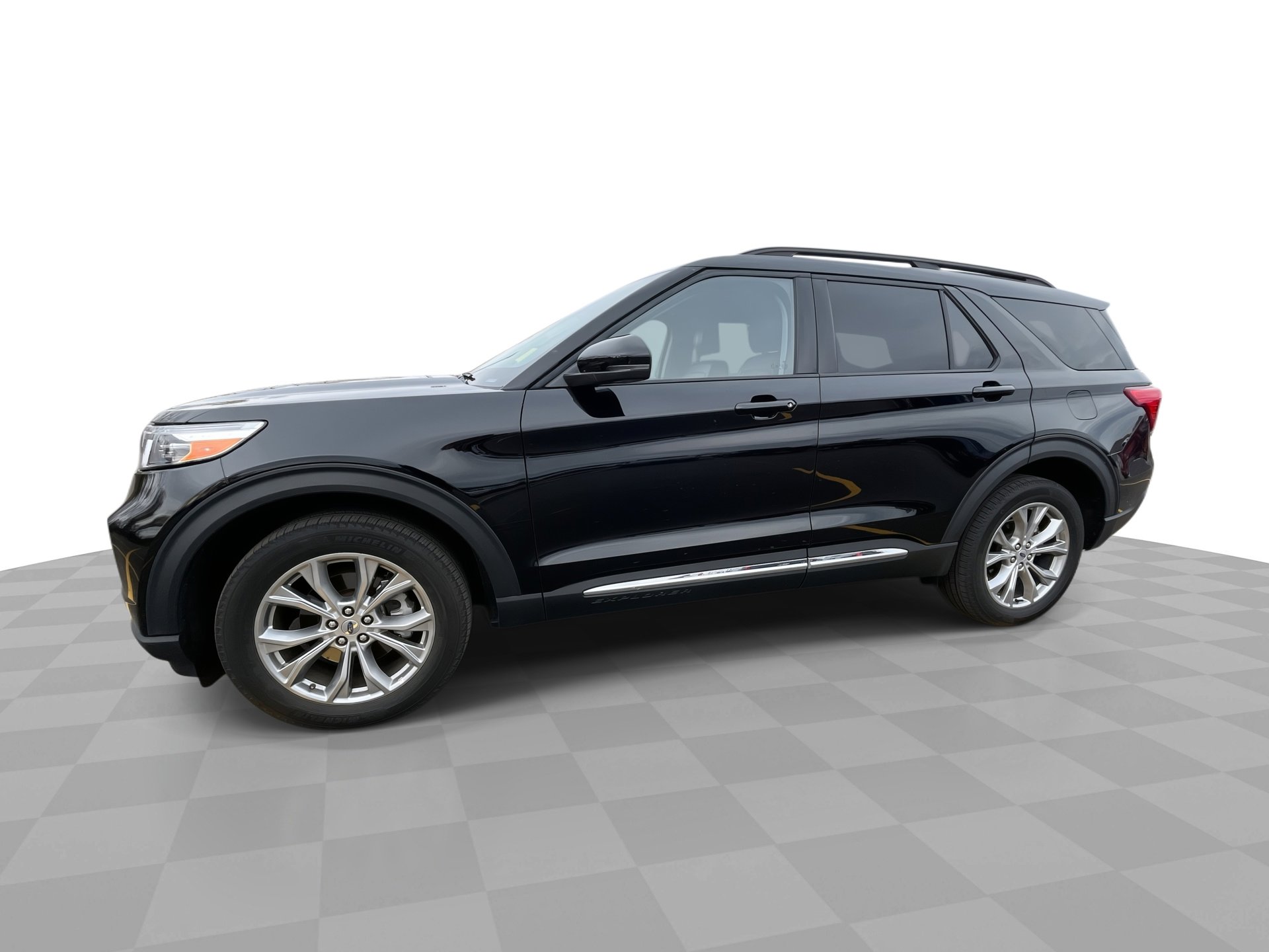 Used 2023 Ford Explorer XLT w/ Equipment Group 202A