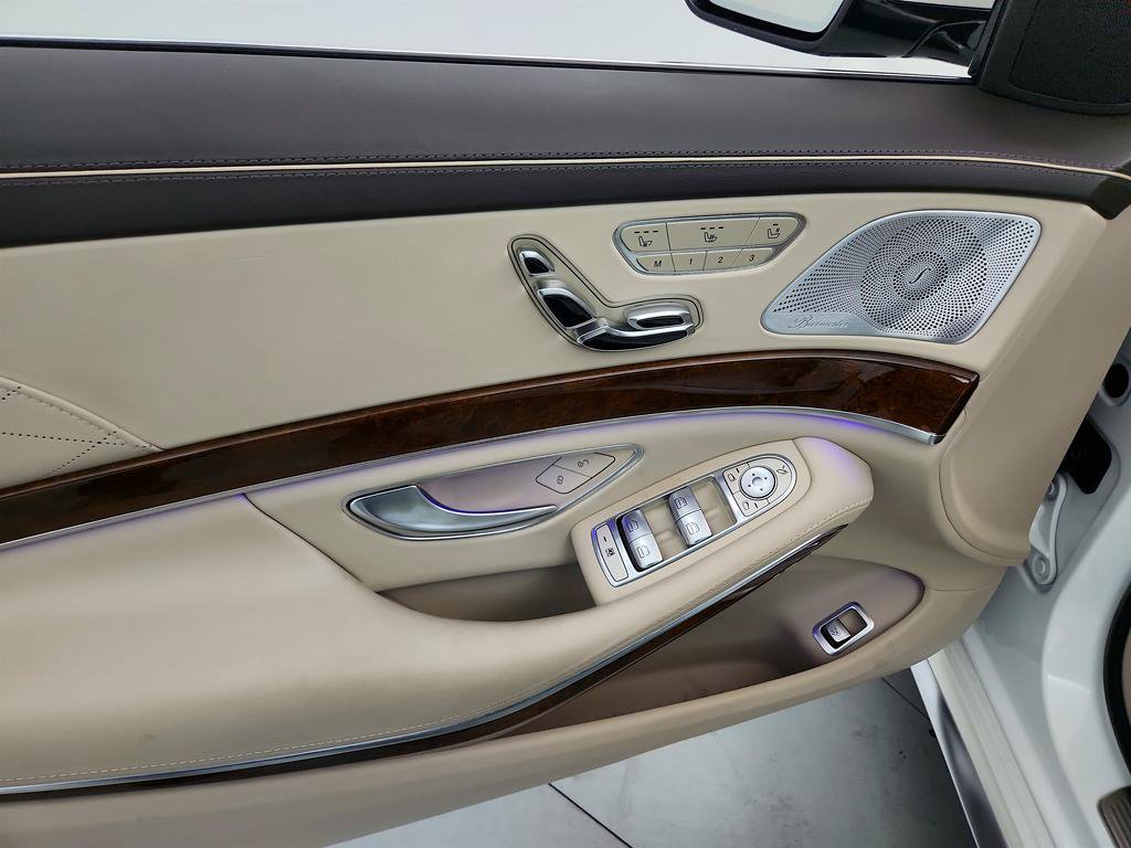 Used 2014 Mercedes-Benz S 63 AMG 4MATIC Sedan image 22