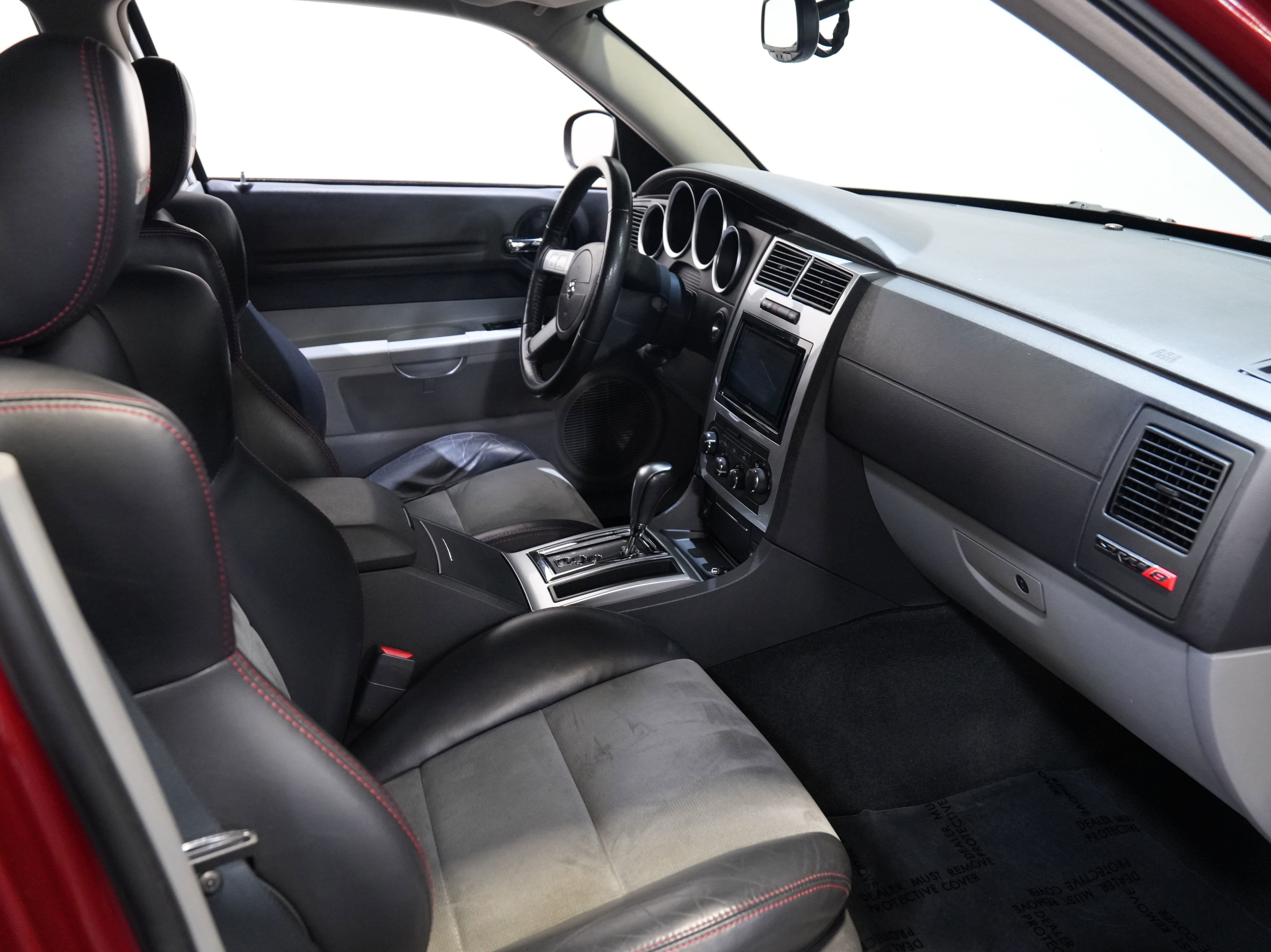 Used 2006 Dodge Magnum SRT8 w/ SRT Option Group III RWD image 35
