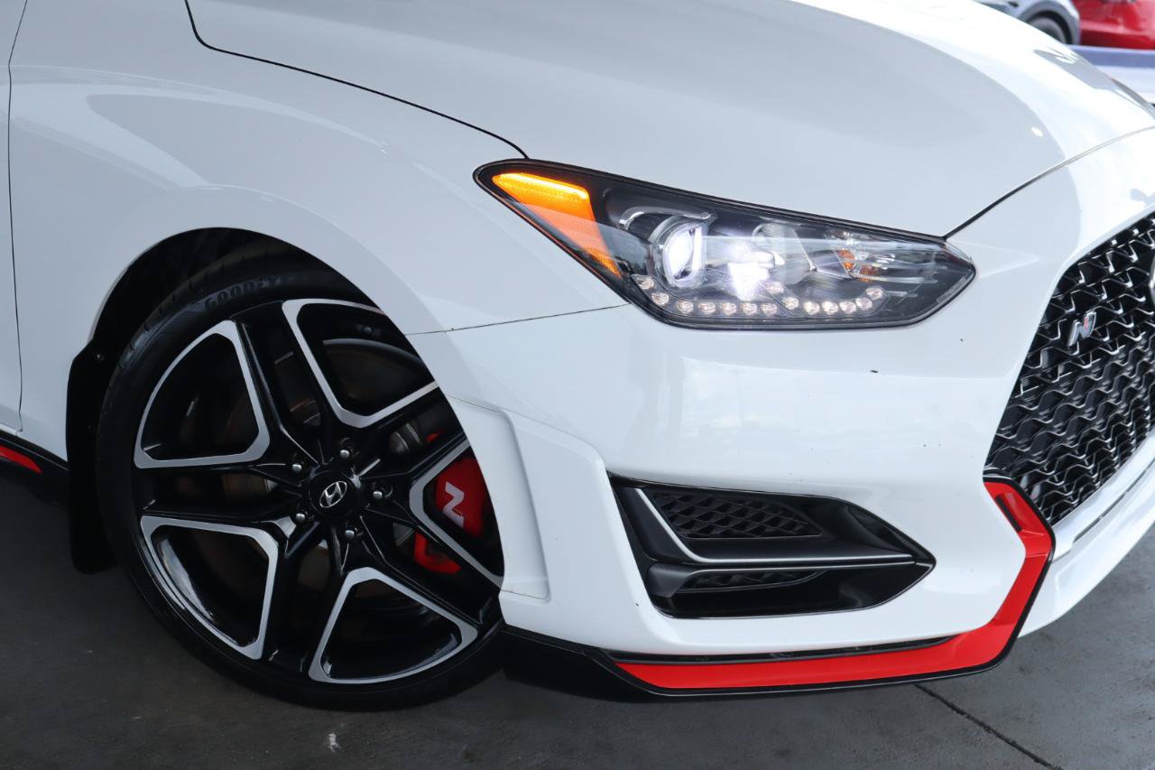 Used 2021 Hyundai Veloster N FWD image 4