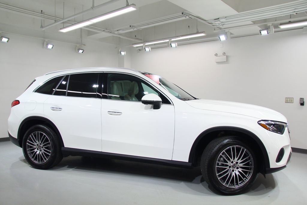 Certified 2026 Mercedes-Benz GLC 300 4MATIC image 12