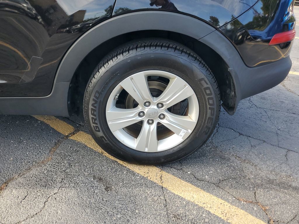 Used 2013 Kia Sportage LX w/ Convenience Pkg image 8