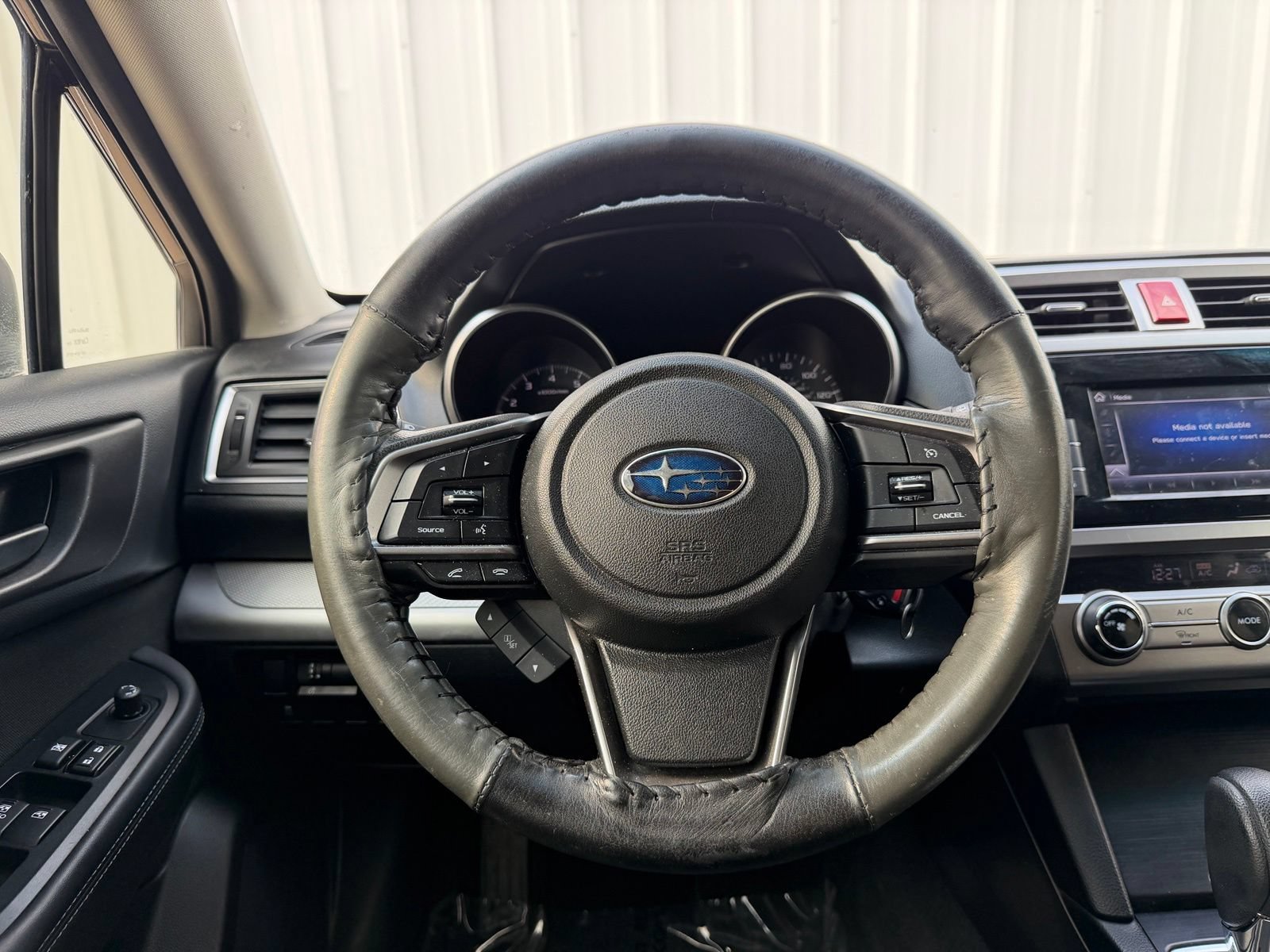 Used 2018 Subaru Outback 2.5i AWD/4WD image 14