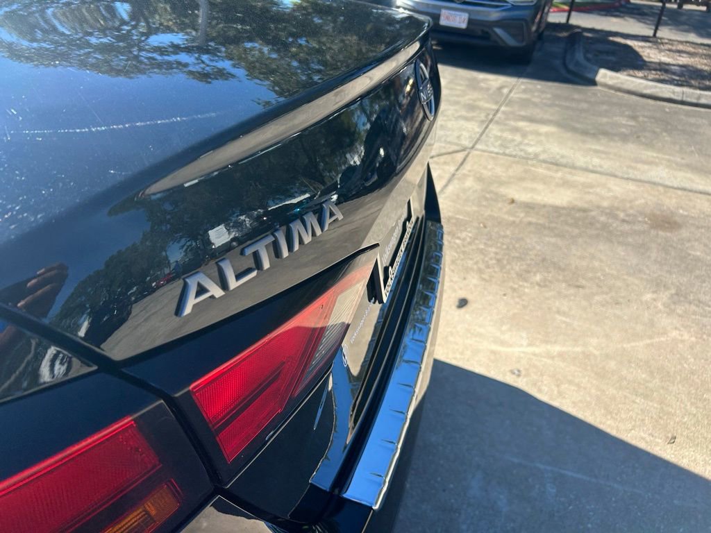 Used 2023 Nissan Altima 2.5 SR image 29