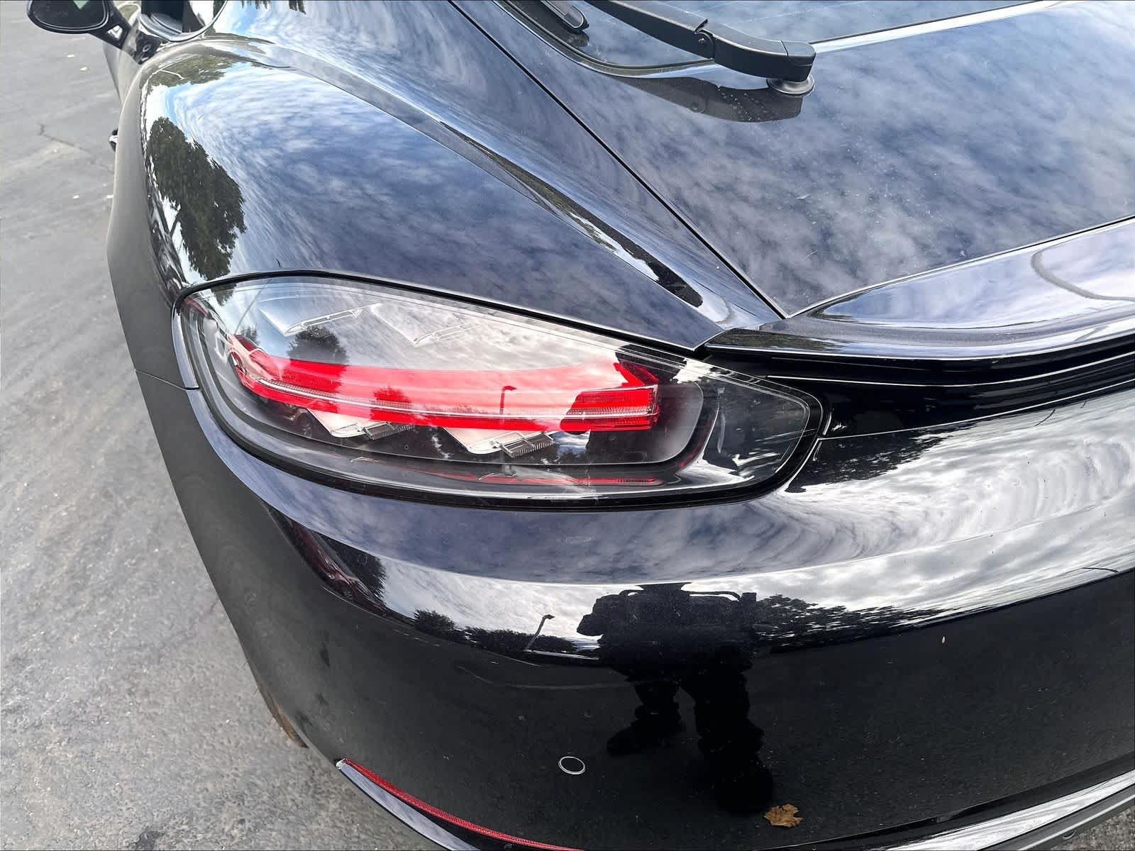 Used 2024 Porsche 718 Cayman RWD image 22