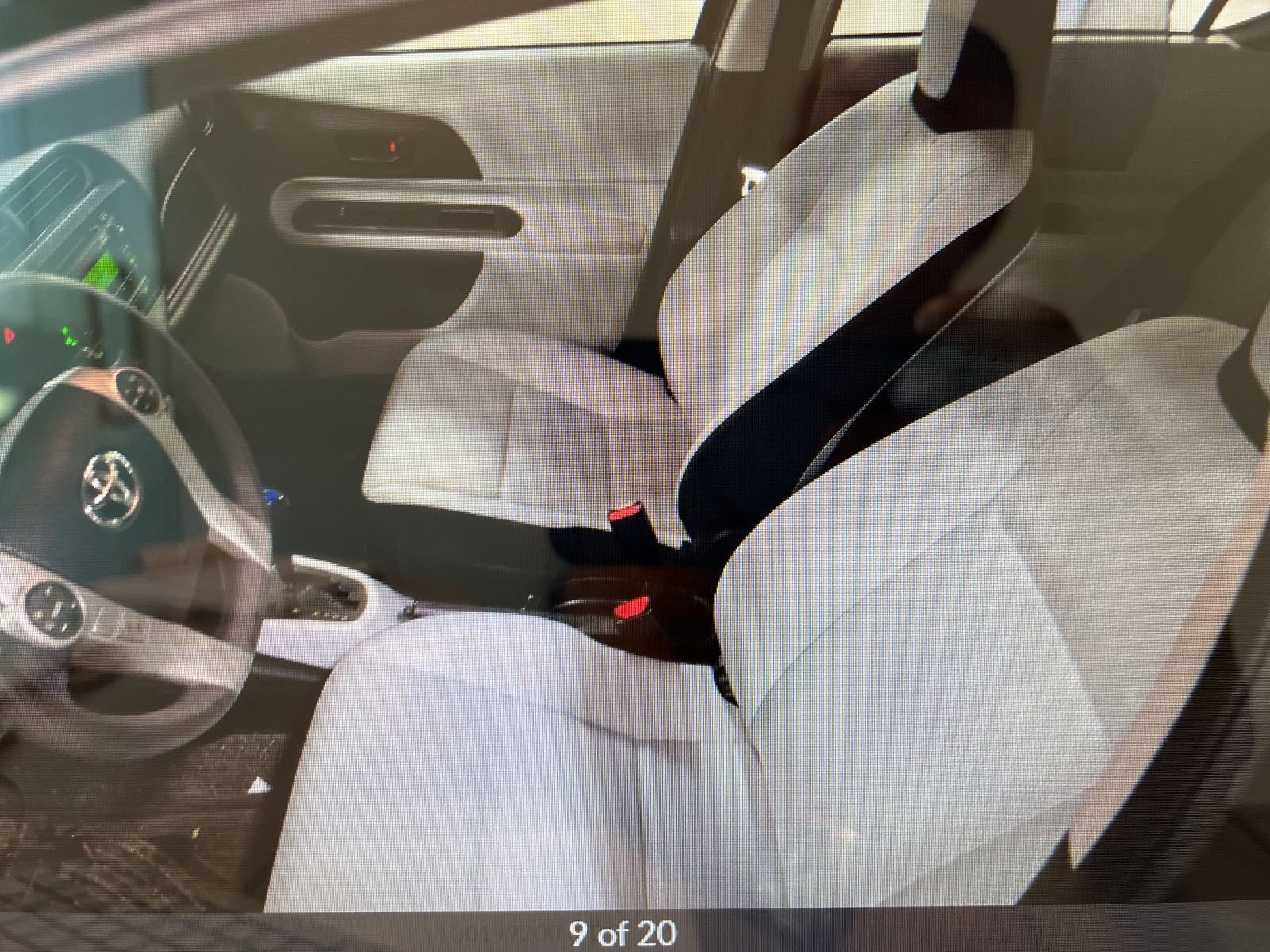 Used 2012 Toyota Prius C One image 6