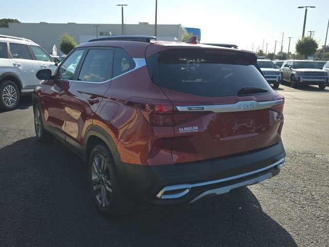 Used 2022 Kia Seltos S FWD image 3